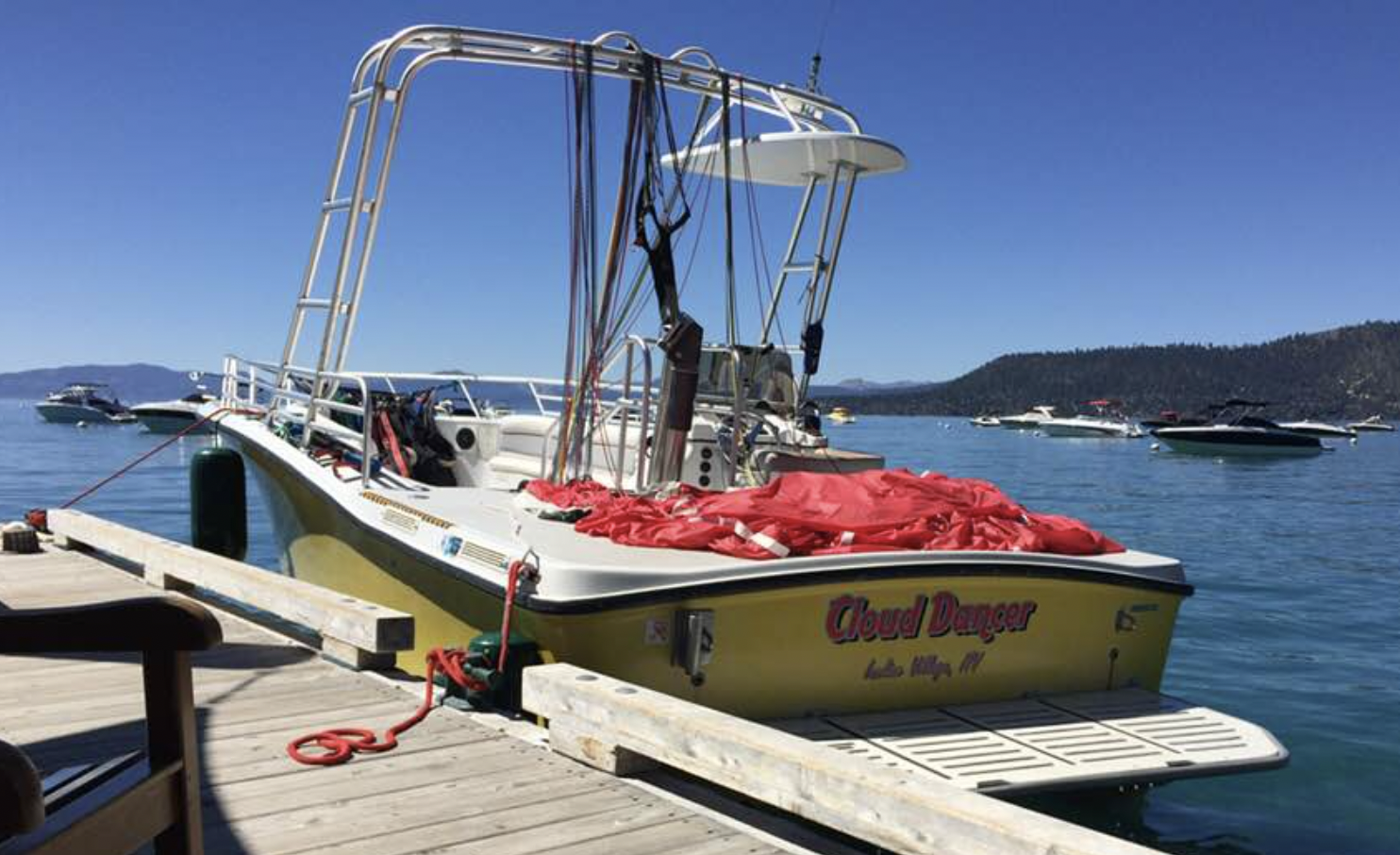 Seattle Parasail boat at the dock
